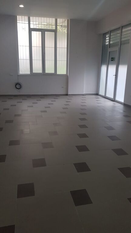 🏢 Shop for Sale in Ali Dem – Strategic Location