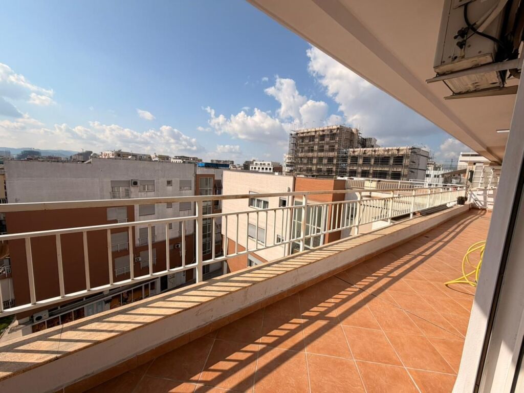 Appartamento 2+1+deposito in vendita Complesso Gener 2.  235.000 €