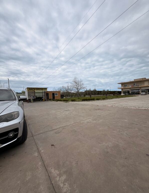 🏡 FOR RENT CAR WASH + 15 PARKING SPOTS (+ Some Extras) ALSO RENTED SEPARATELY☝🏼