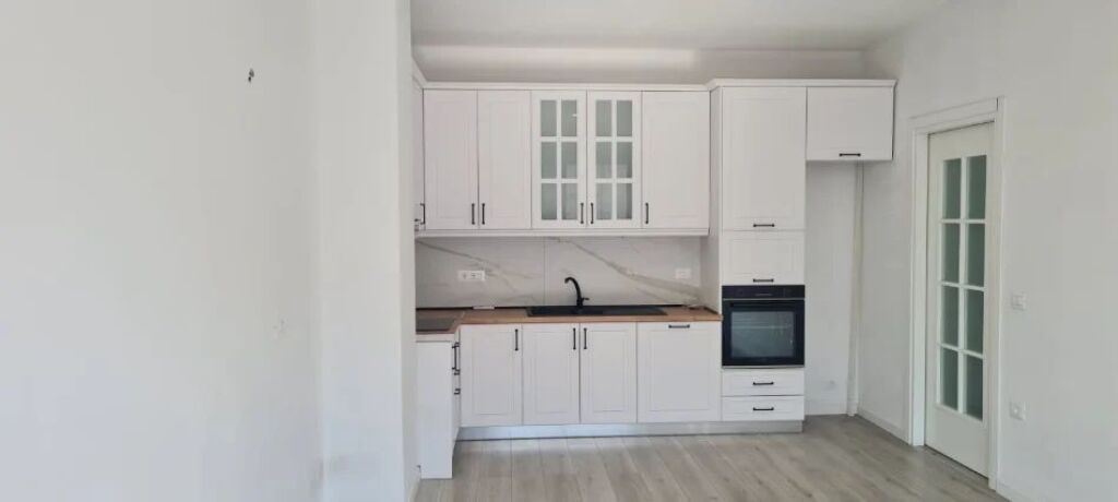 UFFICIO IN AFFITTO 64M2 PORCELAN