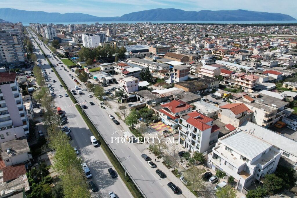 Immobile in Vendita in Via Gjergj Kastrioti, Vlora – Opportunità Ideale di Investimento &amp; Business