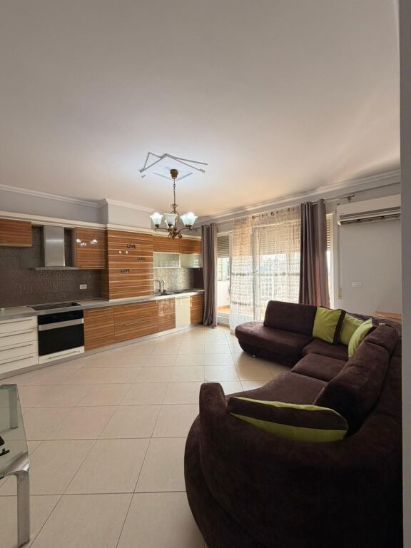 Appartamento 2+1+deposito in vendita Complesso Gener 2.  235.000 €