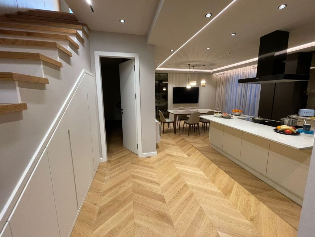 🏡Mandarin Residence – Villa su 3 Piani in Vendita