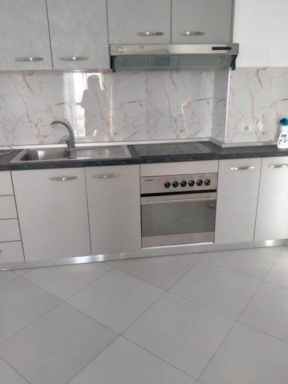 Apartment 2+1 for rent near Nene Tereza Hospital