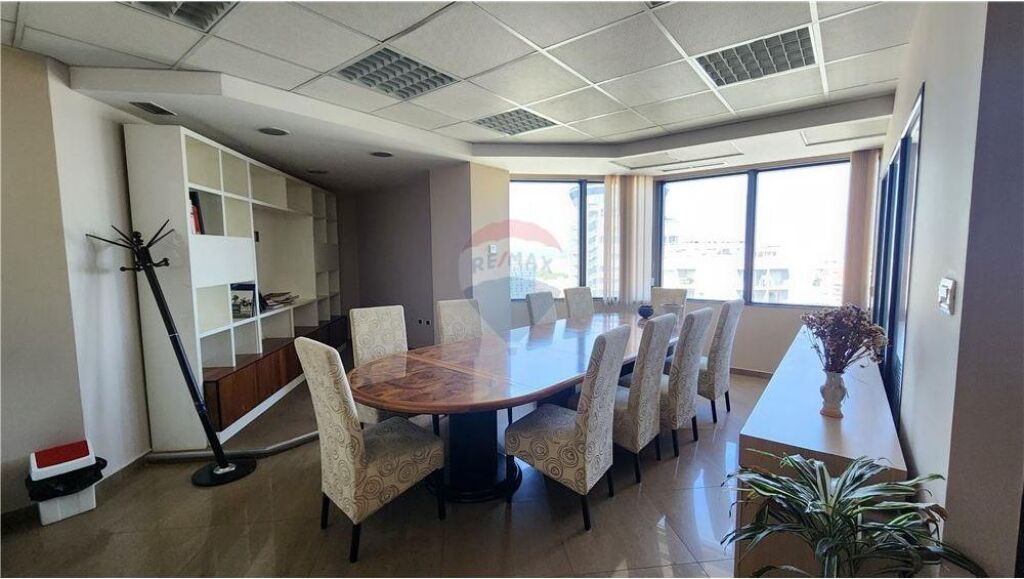 Office - For Rent - Mother Teresa Square, Tirana
