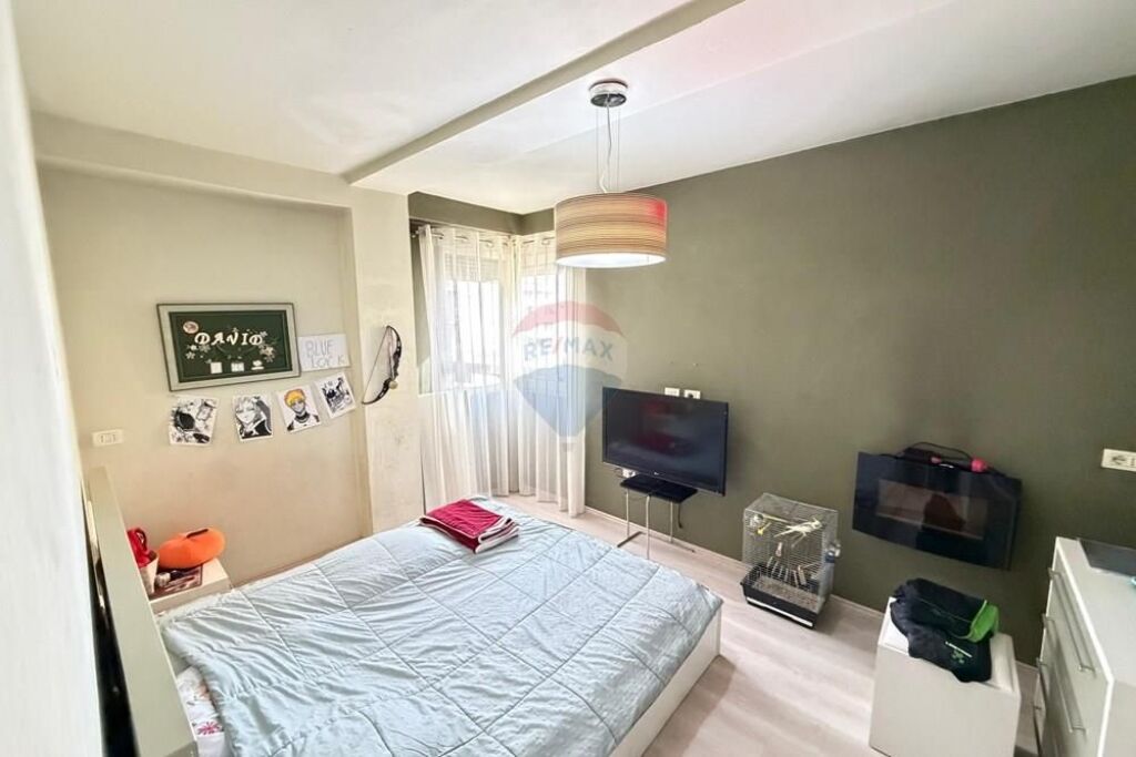 Apartament - Për Shitje - Libri Universitar, Tiranë(ID: 530291040-118)