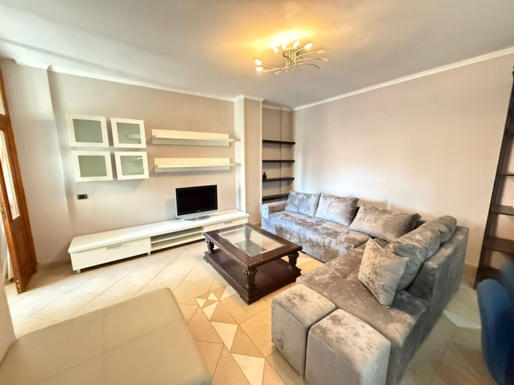 Appartamento In Affitto 2+1 A Selvia (ID B2201652) Tirana