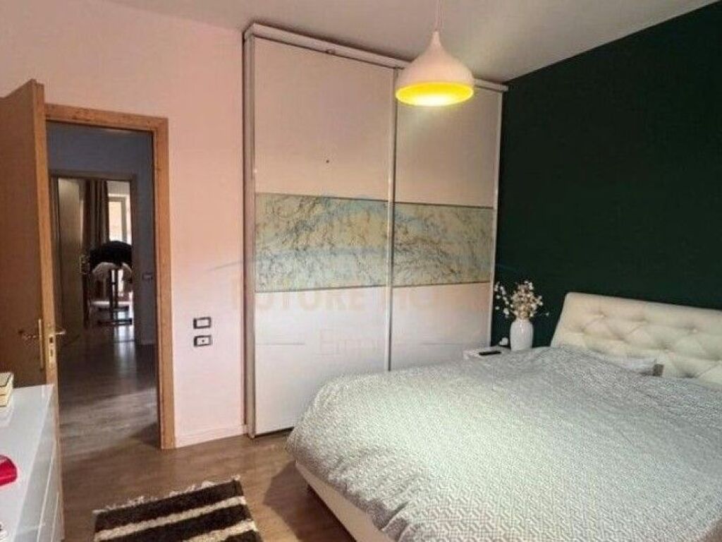 In vendita, Appartamento 2+1, Komuna e Parisit, Tirana