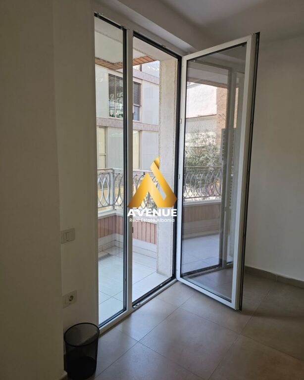 UFFICIO IN AFFITTO – VICINO A RTSH TIRANA