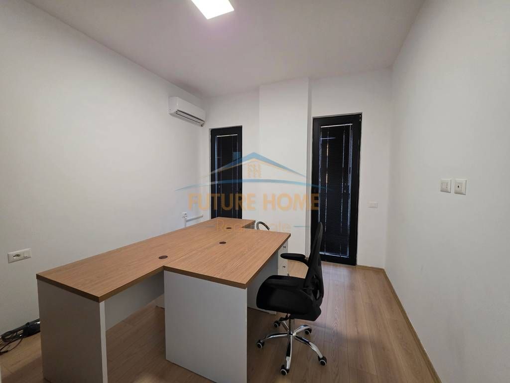 Affitto,Ambiente ufficio,Complesso Square 21