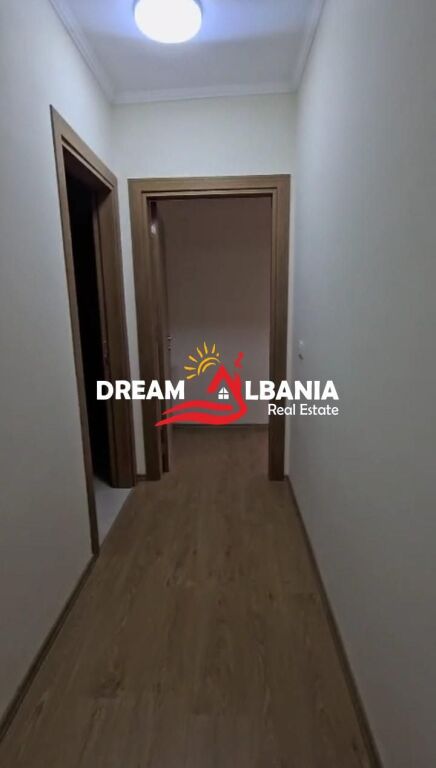Jepet Apartament 2+1+2 wc me Qera ne Rrugen 5Maji ,Tirane ( ID 42215512 )