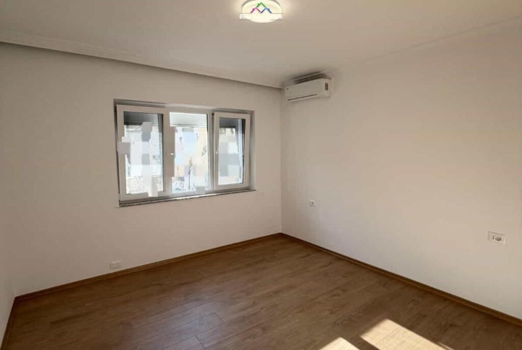 Zyre Me Qera 2+1 Ne Qender ( ID BZ2884) Tirane
