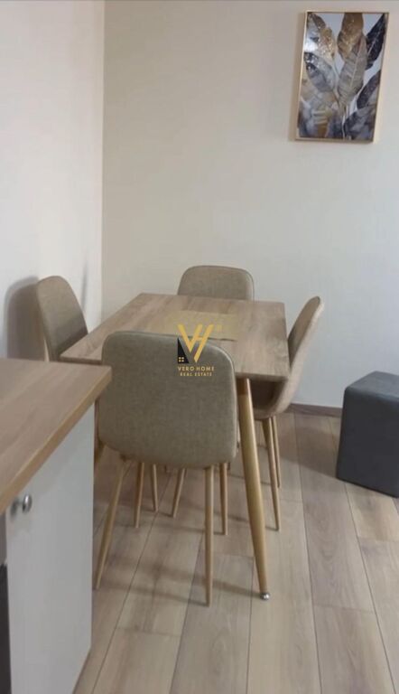 JEPET APARTAMENT 1+1 QERA TE RRUGA E KAVAJES 700 EURO