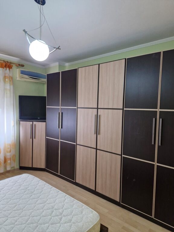 Apartament 2+1 me qira – Rr. e Kosovareve, pranë Liqenit Artificial !