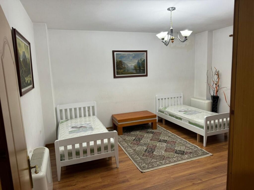 HOUSE FOR RENT 2+1- PETRELA STREET, NEAR THE TRAIN STATION, NEW BOULEVARD