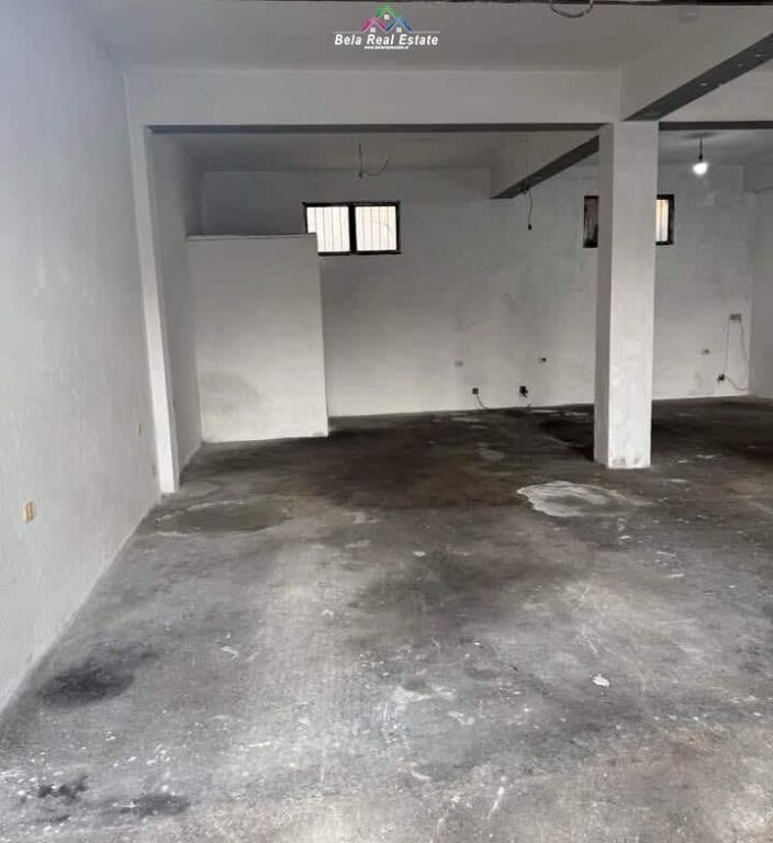 Magazine Me Qera Tek Fusha e Aviacionit ( ID BM321) Tirane