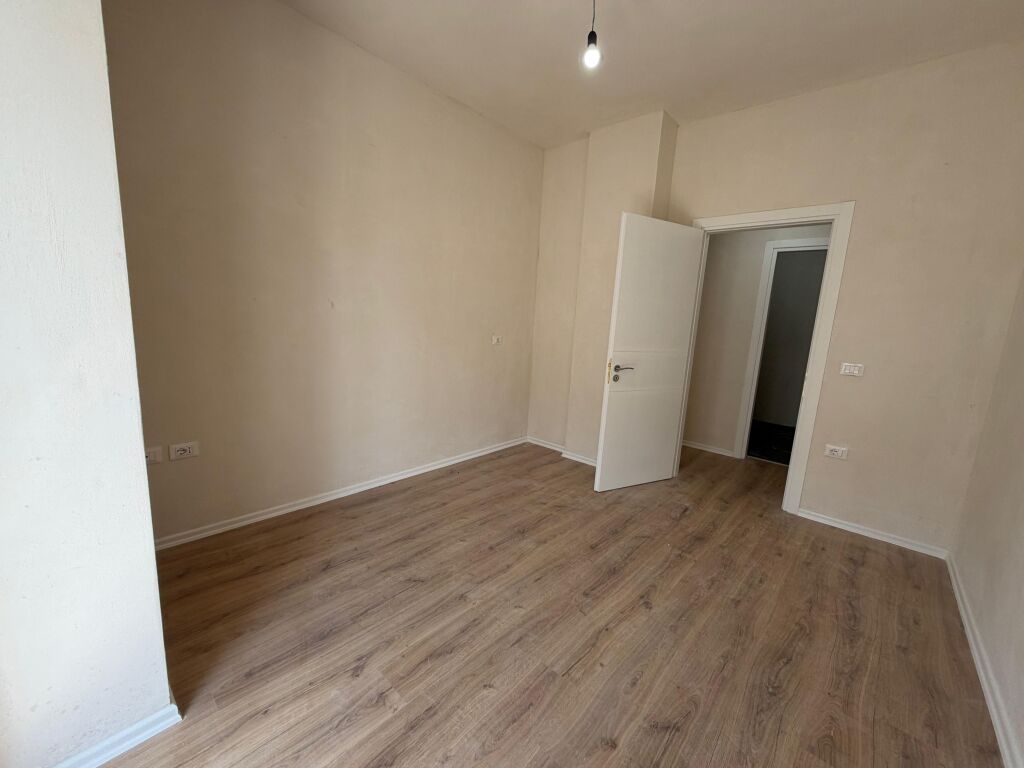 Apartment 3+1+2 for Sale Paris Commune