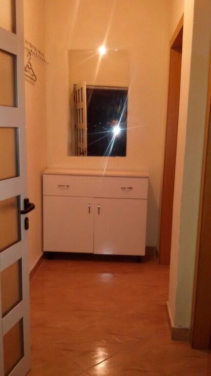 🏡 Apartament me Qira 1+1 – Shkolla e Bashkuar !