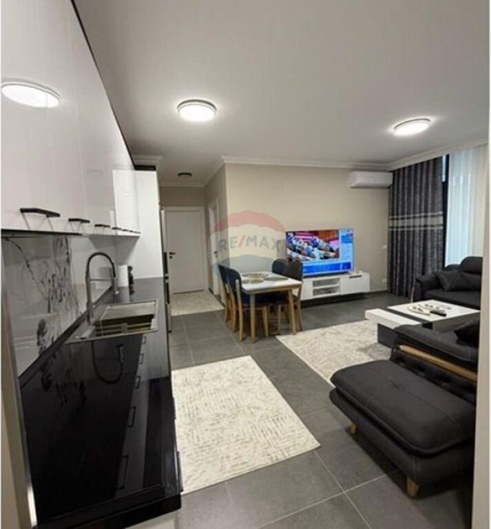 Apartament 2+1+2+Parkime me qera Pocelan