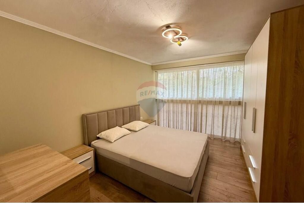 Duplex 3+1 me qera Fresku