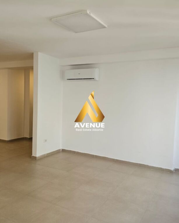 UFFICIO IN AFFITTO – VICINO A RTSH TIRANA