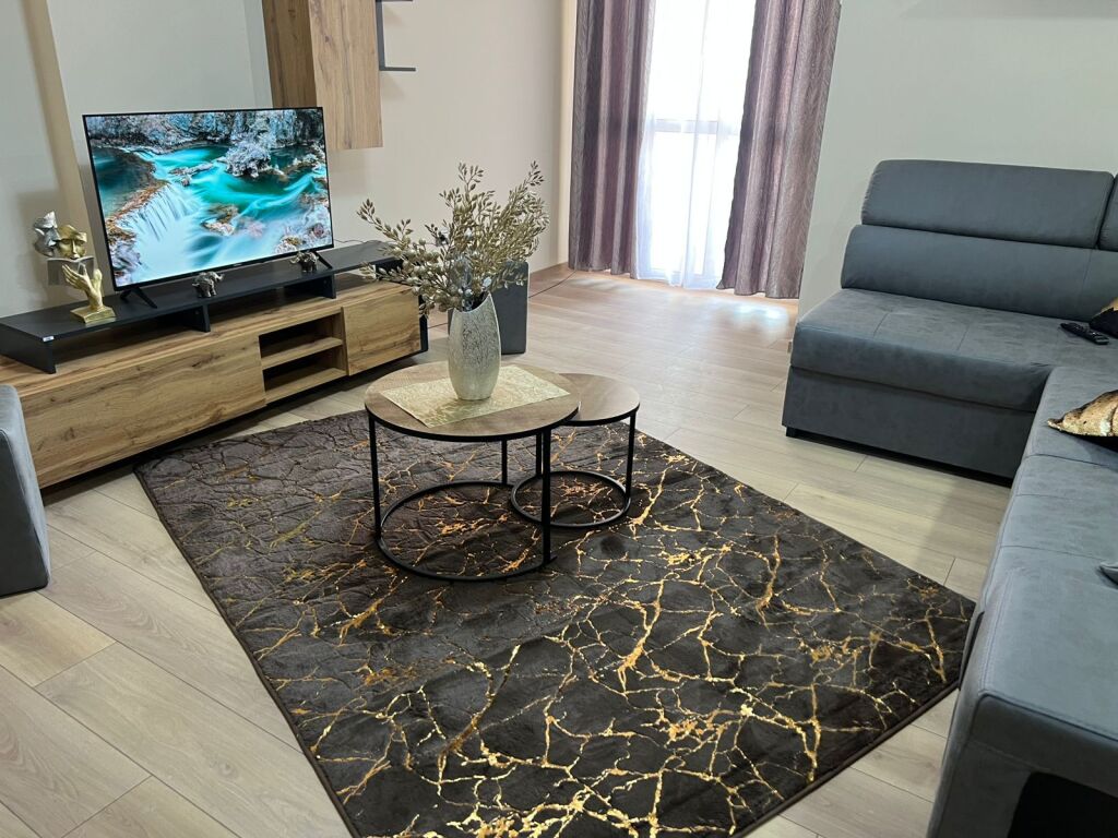 Apartament 1+1 me qera perballe Delijorgjit