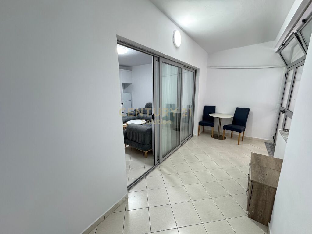 APARTAMENT 1+1 PER QIRA ASTIR
