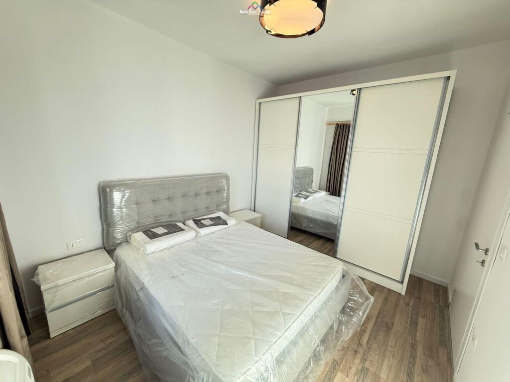 Appartamento In Affitto 1+1 Vicino al Campo di Aviazione (ID B2101392) Tirana