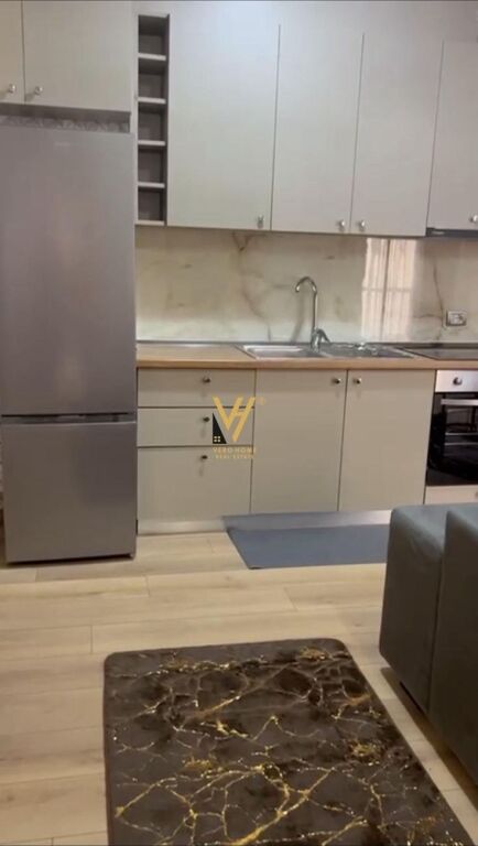 JEPET APARTAMENT 1+1 QERA TE RRUGA E KAVAJES 700 EURO