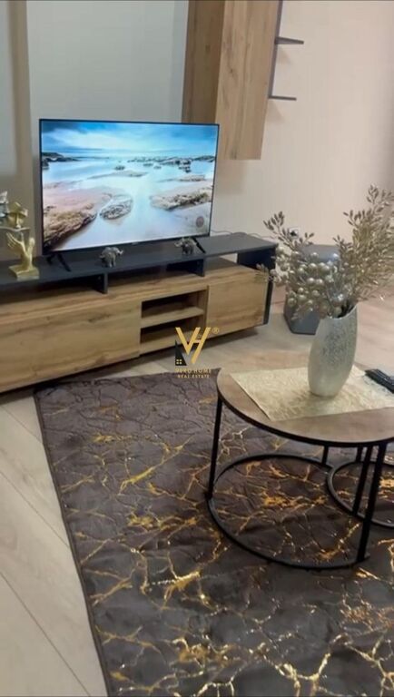 JEPET APARTAMENT 1+1 QERA TE RRUGA E KAVAJES 700 EURO