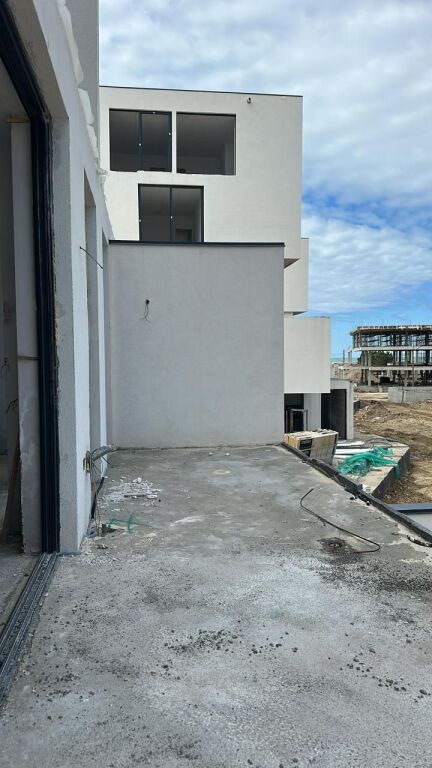 Appartamento 1+1 in vendita a Porto Lalëz – Investimento ideale sul mare