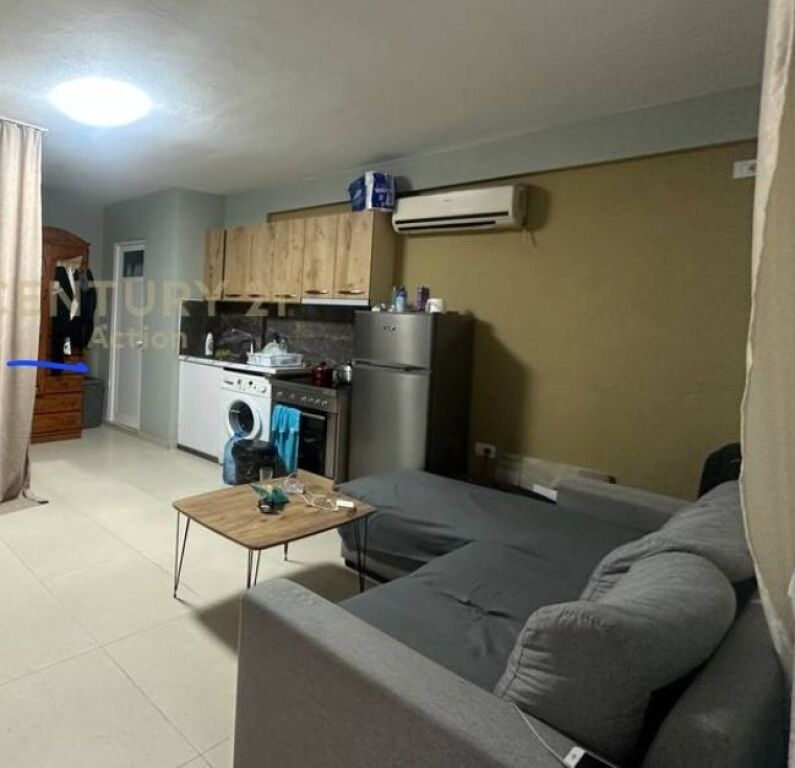 Monolocale in vendita. Piano terra. Selite vicino a Marlin Barleti. 60.000 €