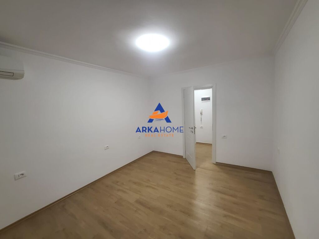 APARTMENT FOR RENT 2+1+BALCONY "BUILDING 2, LUIGJ GURAKUQI STREET" 120,000 LEKE