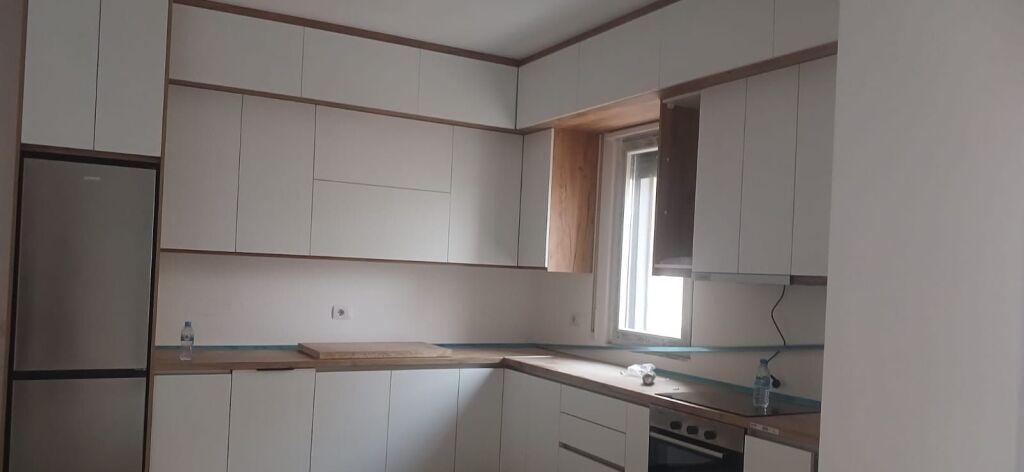 👉 Jepet me qira apartament 2+1 📍 Paskuqan ✨ I pabanuar më parë 🏢 Kati 4 me ashensor  💶 Çmimi: 500€ / muaj  