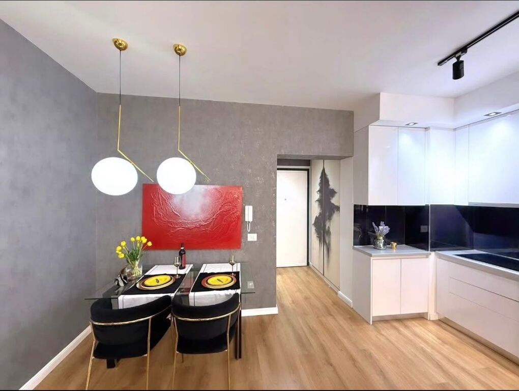 APARTAMENT 1+1 — 21 dhjetori