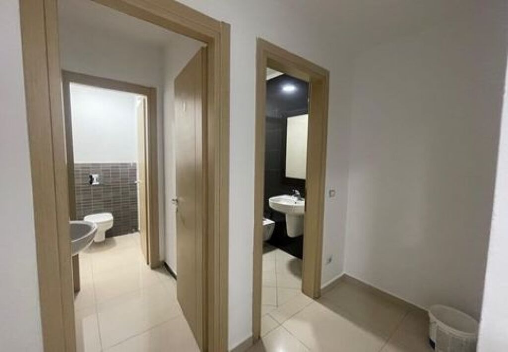 Office space for rent - Delijorgji Complex