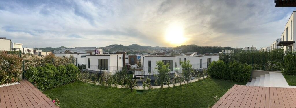🏡Mandarin Residence – Villa su 3 Piani in Vendita