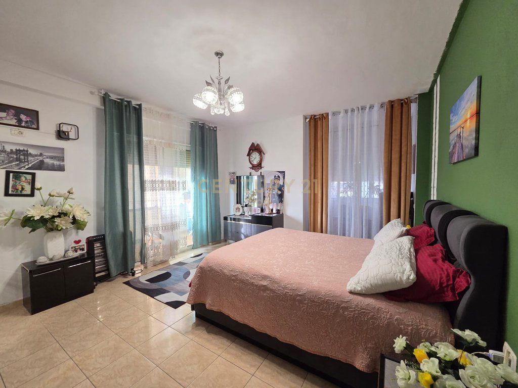 APARTMENT 1+1 FOR SALE NEAR THE VILA SE ZOGUT !
