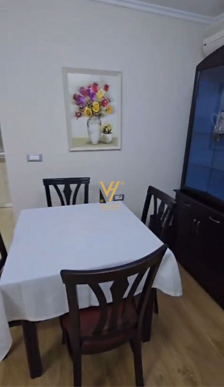 APARTMENT 1+1 FOR RENT IN VASIL SHANTO 550 EURO