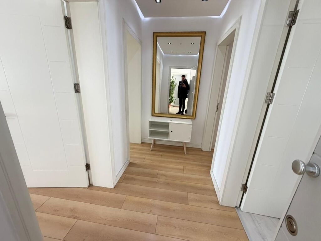🏡 Appartamento 3+1+2 in vendita con 2 balconi 📍 Centro Tirana, Mine Peza (Caffè Flora)