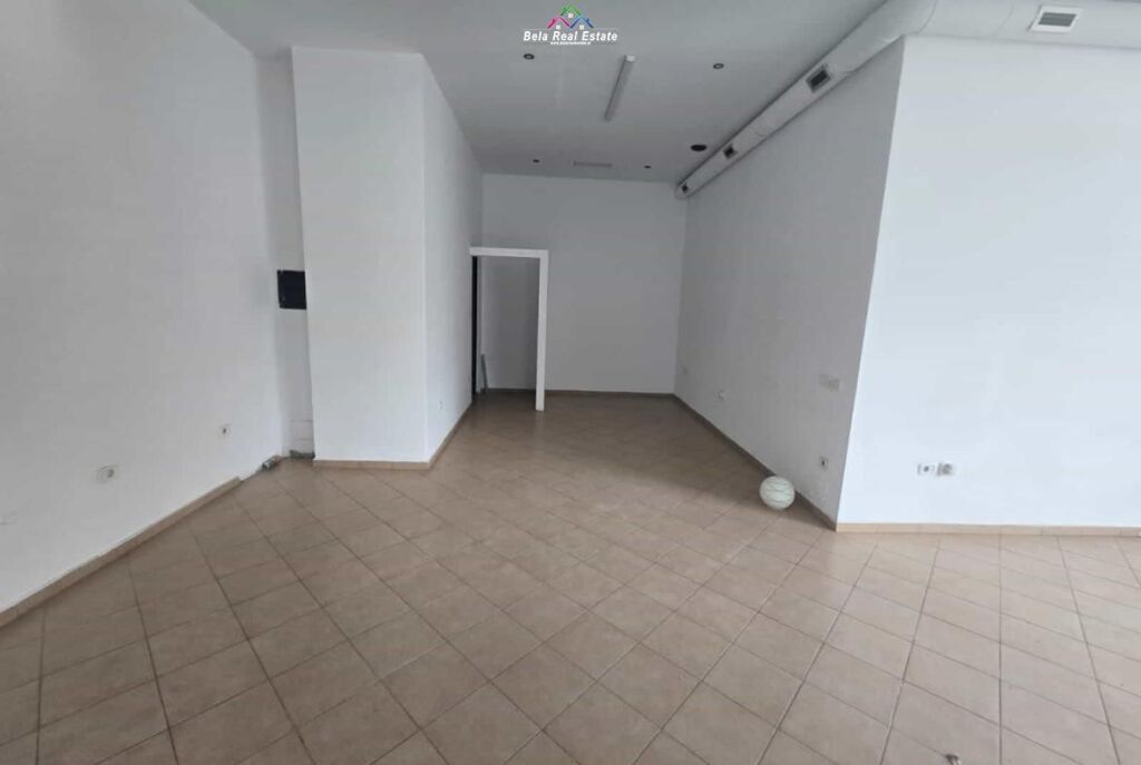 Negozio in Affitto al Viale Zogu i Pare (ID BZ232) Tirana
