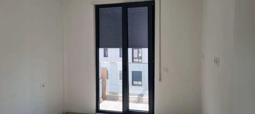 UFFICIO IN AFFITTO 64M2 PORCELAN