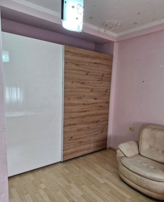 APARTAMENT ME QERA – RRUGA NDREKO RINO