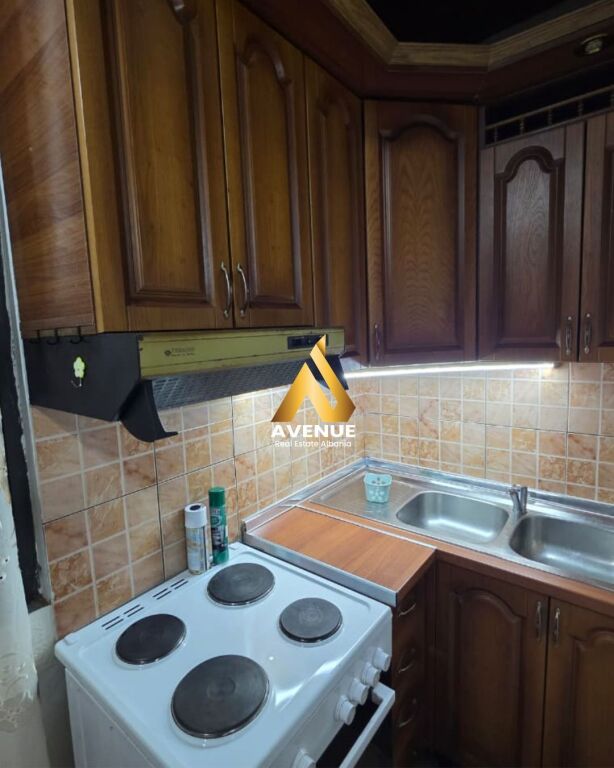 🏠 Jepet me qira apartament 1+1 – Varri i Bamit, Tiranë