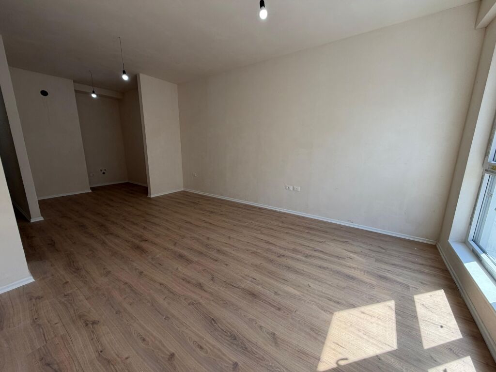 Apartment 3+1+2 for Sale Paris Commune