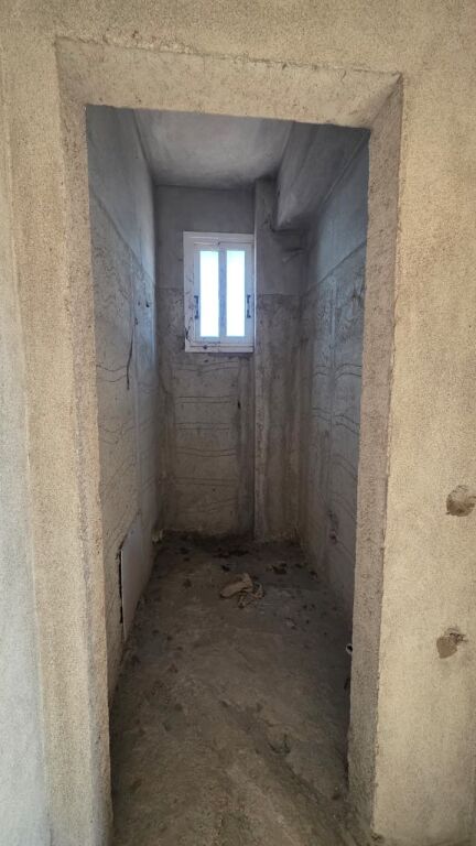3-storey building for sale in Vlora, Lgj 24 Maji