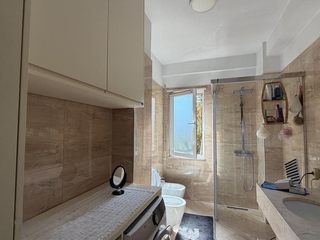 Super Apartament 2+1+2 për Shitje – Liqeni i Thatë (pa Malore)