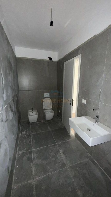 In vendita, Appartamento 2+1+2, Komuna e Parisit, Tirane