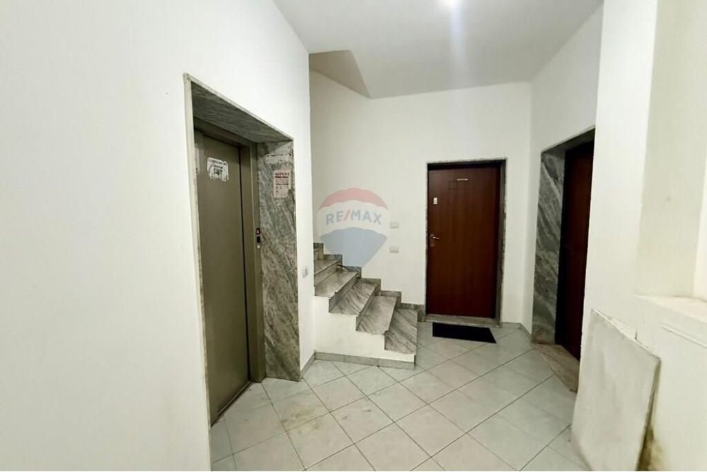 Duplex 3+1 me qera Fresku
