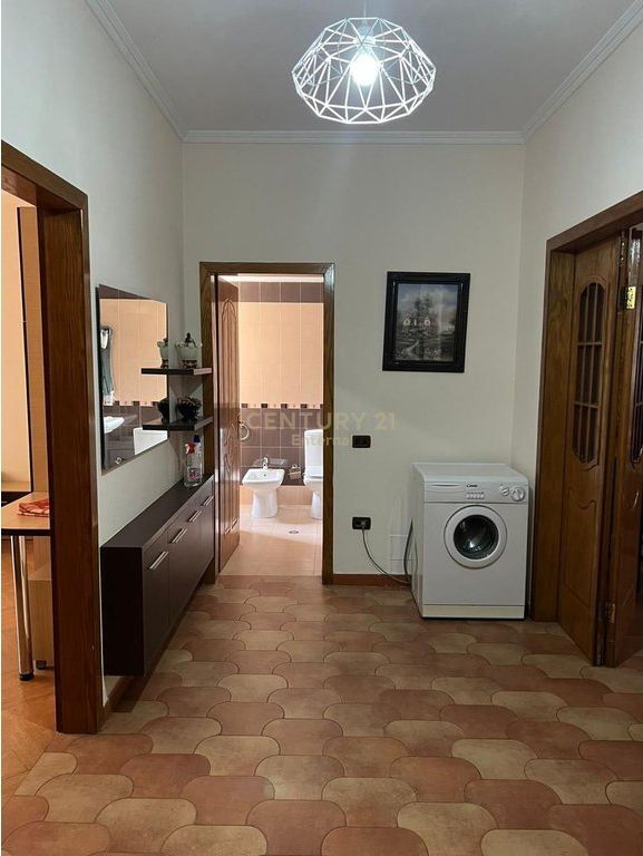 APARTMENT FOR RENT AT PETRO NINI